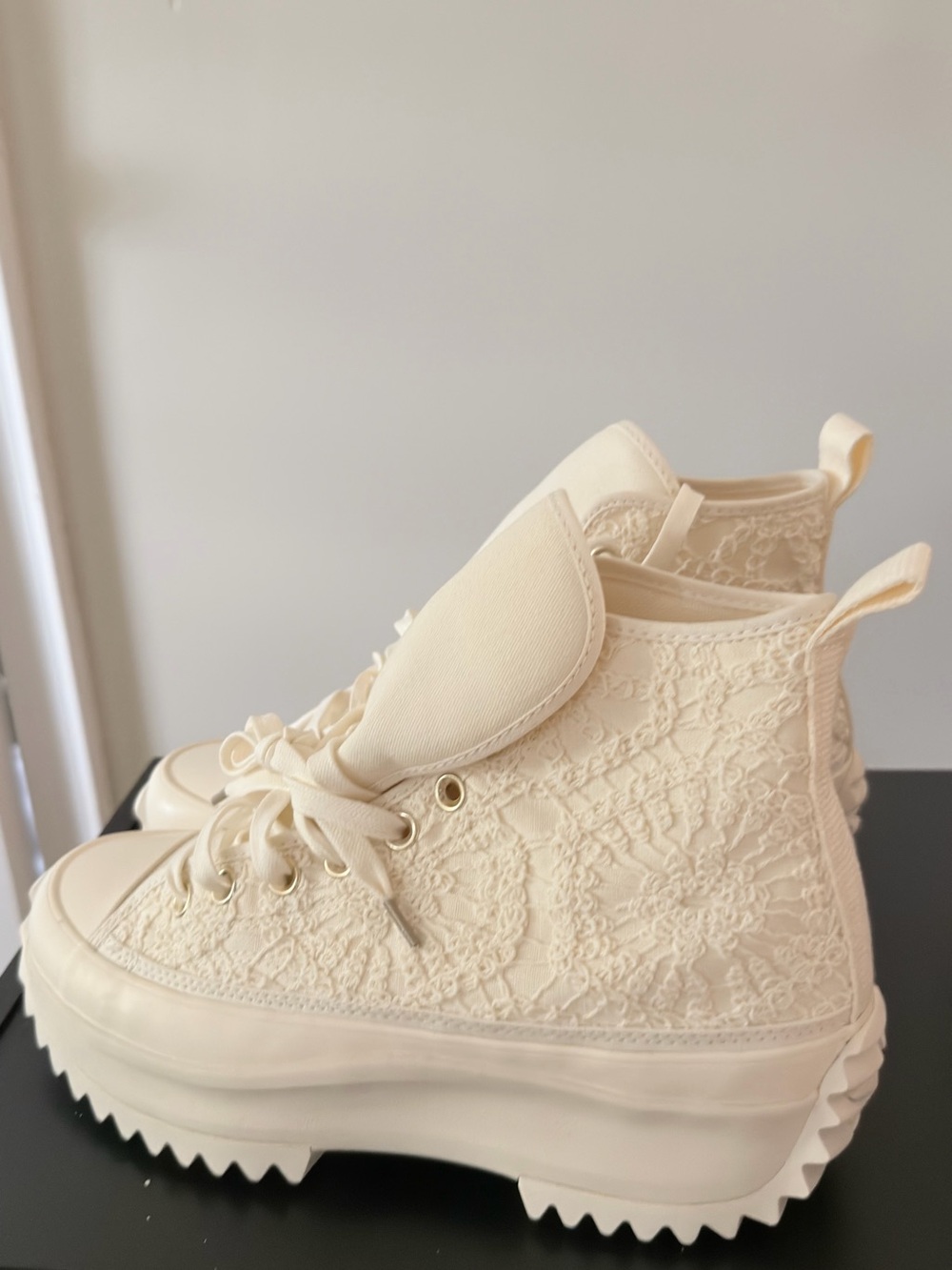 Converse Cream Lace High-Top Platform Sneakers